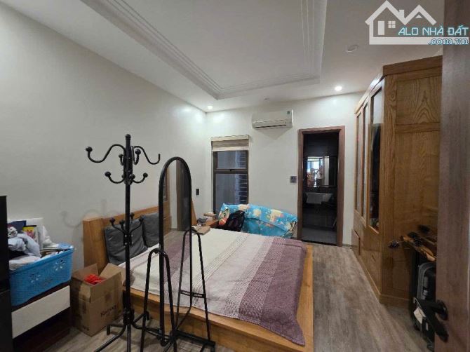 BÁN NHÀ MỚI NGUYỄN VĂN CỪ – TRUNG TÂM – GARA Ô TÔ – NỘI THẤT CAO CẤP -  76M2 CHỈ 24,8 TỶ - 8