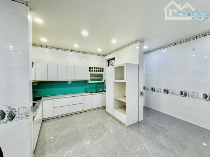 BÁN SIÊU BIỆT THỰ ĐẲNG CẤP, TÂN BÌNH – 341M² NGANG KHỦNG 20Mx33M – 15 PHÒNG. GẤP BÁN! - 8