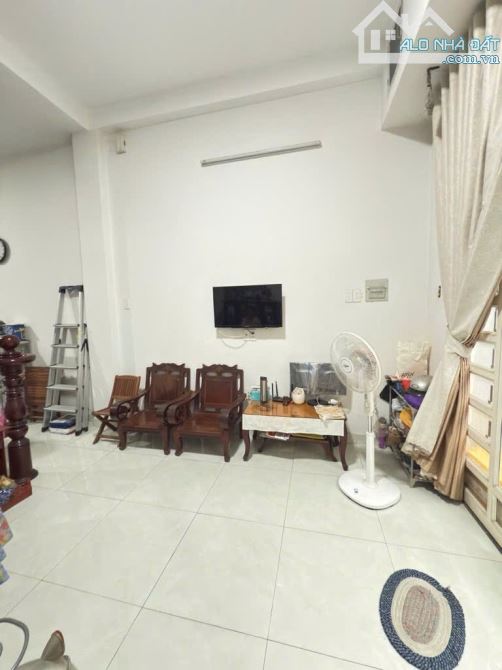 Nhà 3 TẦNG đường APĐ, phường APĐ,Q12, DT 52m2 (4.2x13) hẻm ô tô 💲 4.95 tỷ - 8