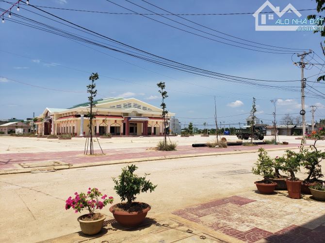 Bán đất dt 100m2, khu dân cư và chợ mới cảnh hàng ,thôn liêm định,nhơn phong,tx an nhơn, B - 3
