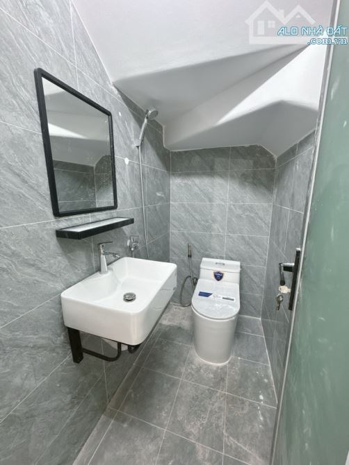 5.1 tỷ, Nhà Quang Trung,  Gò Vấp, 80m² x  2 tầng, 2PN, sân để xe, còn thương lượng