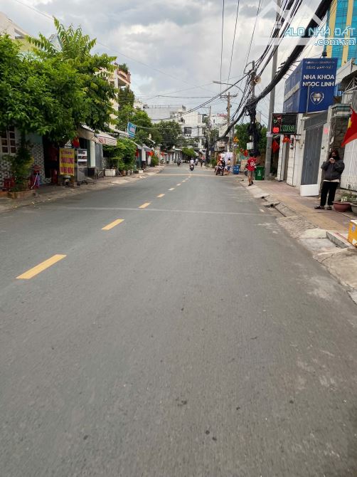 Lô đất mặt tiền trường văn thành DT 125m, vị trí đẹp kinh doanh tốt