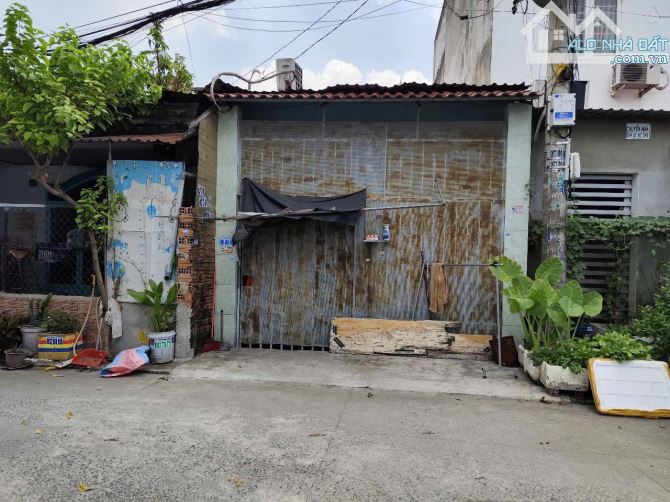 NHÀ ĐƯỜNG NGUYỄN THỊ HUÊ, 4x8,5m, HẺM XE HƠI, NGAY BẾN XE AN SƯƠNG