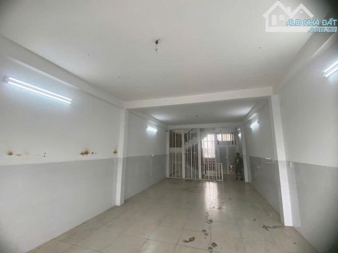 Giảm 300tr bán nhanh Nguyễn Văn Quá – Q12 – 4 TẦNG - 90M2 – Chỉ 6.5 TỶ
