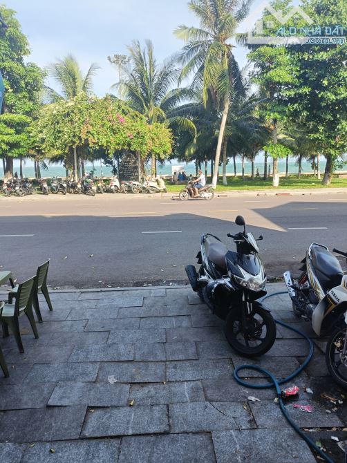 Chính chủ bán nhà lô góc đẹp nhất phố biển Quy Nhơn