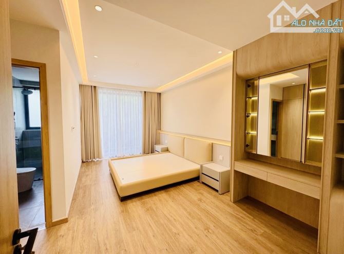 BÁN KHÁCH SẠN 180m(5x30) Xây 6 Tầng MẶT TIỀN PHAN CHU TRINH P2 TP.VT GIÁ 33,5 TỶ TL