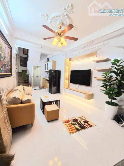 Bán nhà riêng phố Nam Đồng, Đống Đa, Hà Nội - DT 25m * 4 tầng - Sổ đỏ cất két - giá 5.1 tỷ