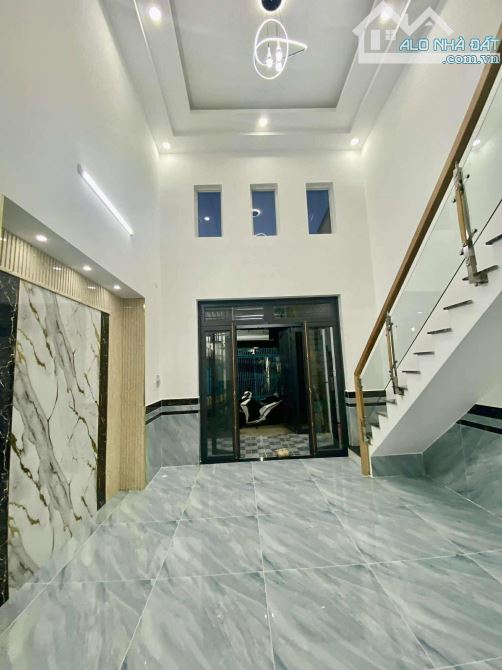 Nhà Mới 1 Trệt 1 Lửng, Đông Hưng Thuận Q12 - DT56m2-Giá 2,7tỷ- SHR