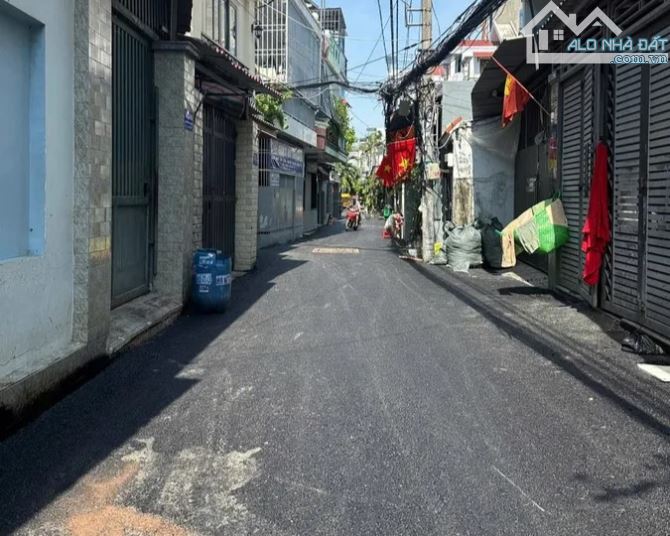Bán Nhà Hẻm Ô Tô 105 Nguyễn Tư Giản, Gò Vấp – 100m² (5x20m), 4 Tầng Lệch, 6PN – Chỉ 12.9 T