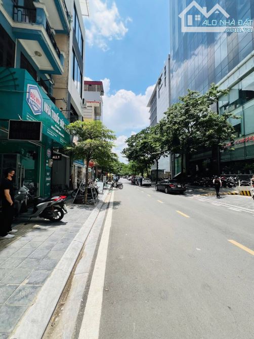 Chính chủ bán nhà mặt phố Mễ Trì 60m², 5 tầng, vỉa hè rộng, kinh doanh sầm uất, sổ đẹp