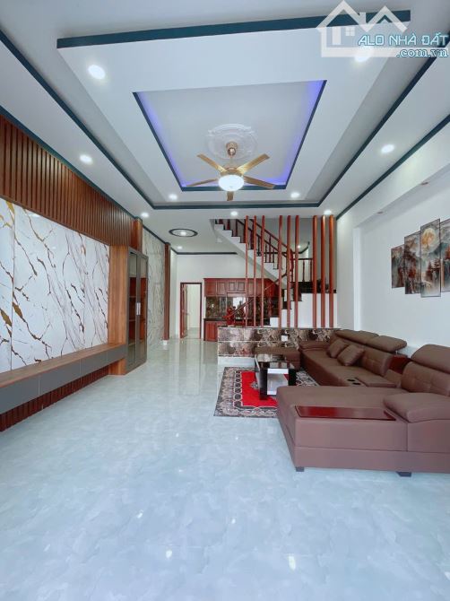 Bán nhà 1T1L cách Nguyễn Thị Tồn 1sẹc, gần cổng sau Pouchen P.Hoá An,SHR thổ cư,đường ôtô