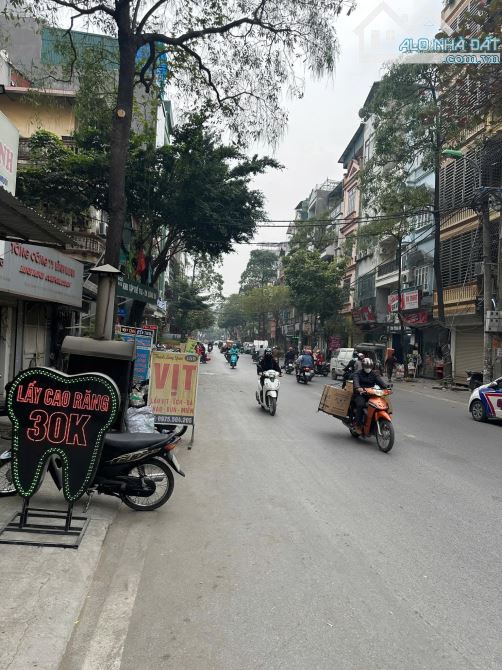 Bán đất ô tô tránh, kinh doanh tặng giấy phép xây dựng 8 tầng Xuân La 130m chào 25 tỷ