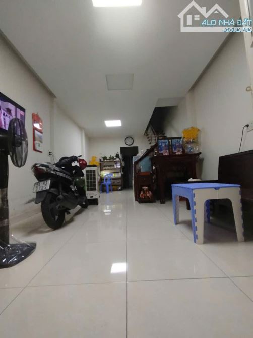 KHU VỰC HIẾM BÁN - NHÀ 2 TẦNG HUỲNH TẤN PHÁT QUẬN 7 - 44M² - CHỈ HƠN 4 TỶ ❤️🌹🌹