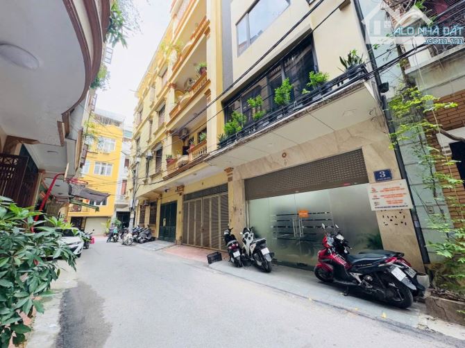 Bán Nhà Phân Lô Nguyễn Chí Thanh 70m2, 4 Tầng, MT 5,6m Giá 27,5 Tỷ