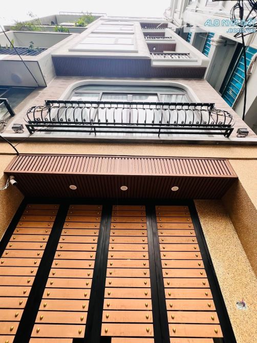 Hiếm! Bán Nhà, Lạc Long Quân - Tây Hồ -Lô Góc - 70M2 - 7Tầng,Thang Máy - Mt 4.3m - 25.4 Tỷ