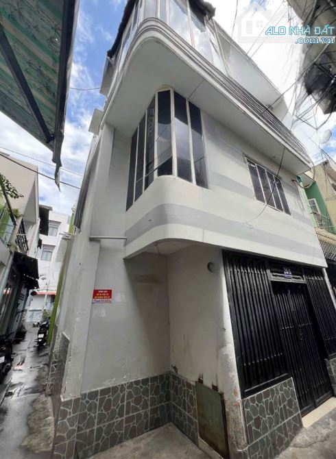 Bán gấp nhà góc Tân Bình: Dòng tiền khủng, vị trí đắc địa - Chỉ 4.95 tỷ