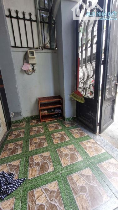 Bán nhà hẻm xe hơi đỗ cửa Thạnh Lộc 16 ngay ngã tư ga Quận 12