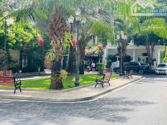 Bán nhà khu Compound đường Cộng Hòa, 4x16m, 4 Tầng, Giá 15.5  tỷ TL