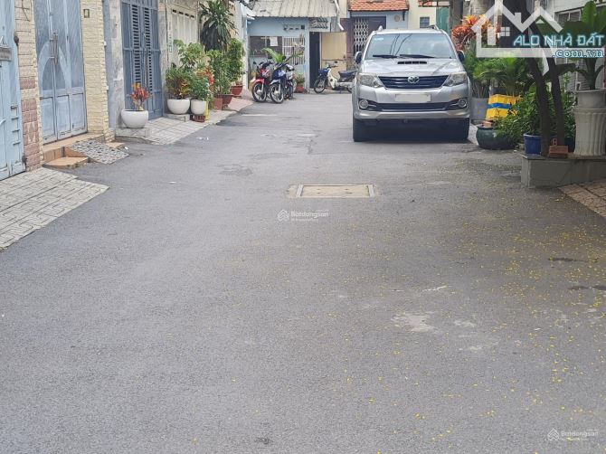 Bán nhà sẵn kết cấu(4x13m)-3pn4wc HXH trải nhựa Phan Văn Trị Bình Thạnh ngay Emart