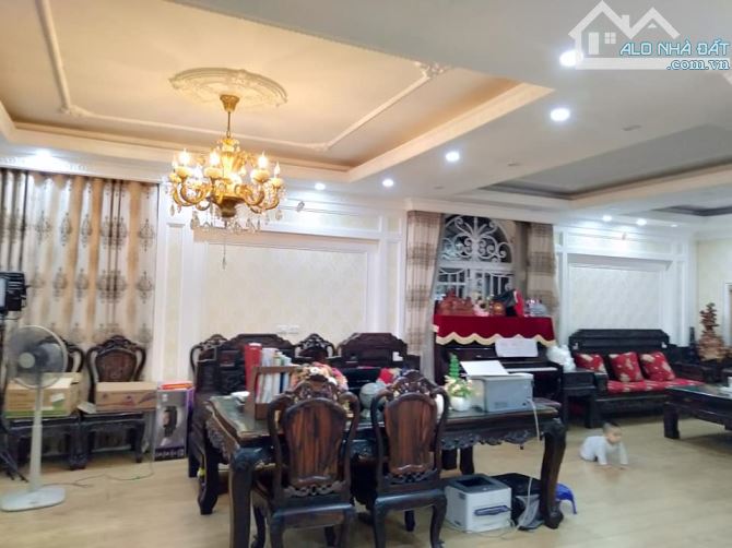 Bán nhà 4 tầng phố Giáp Nhất, Thanh Xuân. Dt 50m² – gần Royal City, dân trí cao–giá 9.5 tỷ