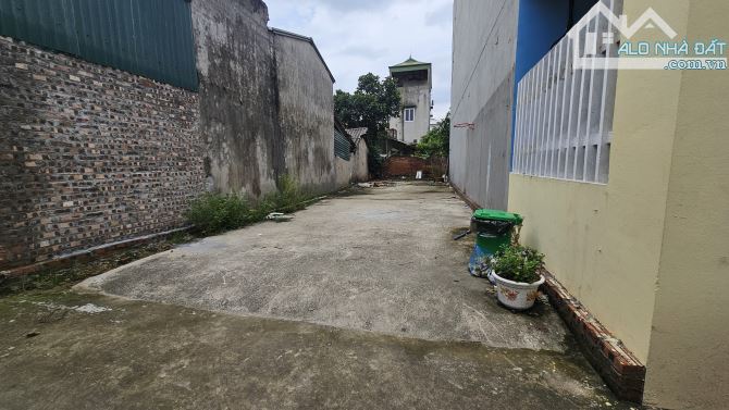89M2 TÂN AN HIỀN NINH (XÃ NỘI BÀI MỚI) ĐƯỜNG THÔNG Ô TÔ ĐỖ CỬA