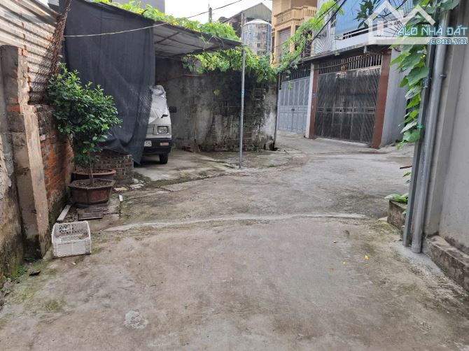 Đất Thôn Vàng - Cổ Bi, Hà nội: Vị trí Vàng,51m2/4.05 tỷ  Ô tô đỗ cửa, Nở Hậu