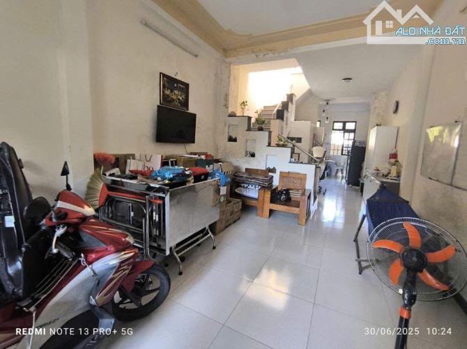 BÁN NHÀ QUẬN 9,NHÀ 2TẦNG DT63M(DTSD 73M)SÁT KHU ĐT GLOBAL CITY,CHỈ NHỈNH 5TỶ TL,HẺM XE HƠI