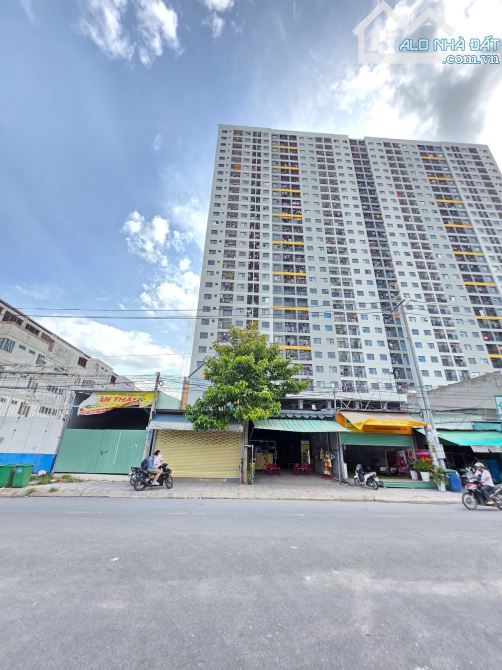 6ty1 TL 145m2 MT kinh doanh ngay cổng chung cư Legacy Kim Oanh, MT trường THCS Thuận Giao