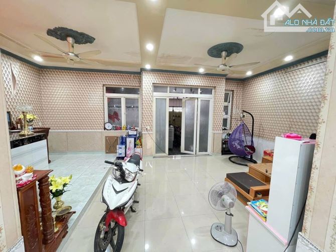 211,8m2 10ty5 TL quán cà phê 2 mặt tiền trước và sau, p.Đông Hòa, Tp.Dĩ An