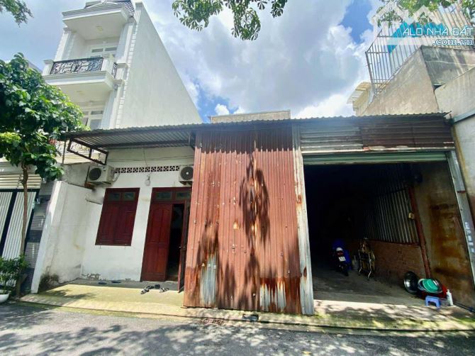 BÁN NHÀ 155M2, 2 TẦNG GÍA 6,8 TỶ HXT RA DƯƠNG THỊ MƯỜI, Q12.