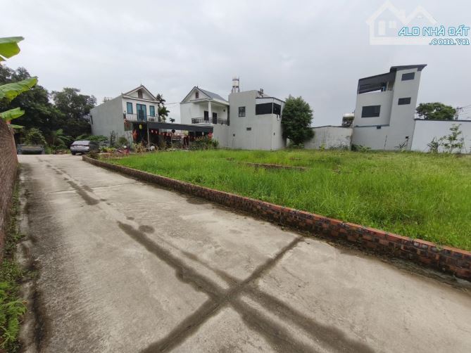 BÁN ĐẤT 80m.mt 5,1m giá hơn 2 tỷ THỔ CƯ NGÕ 03 ĐƯỜNG TRUNG TÂM ĐÔNG TẢO – ĐÔNG XUÂN, SÓC S