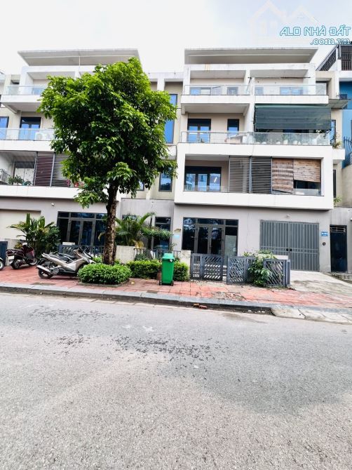BÁN BIỆT THỰ LAN VIÊN KHU ĐÔ THỊ ĐẶNG XÁ GIA LÂM-KINH DOANH-132M2-MT6M-16,7