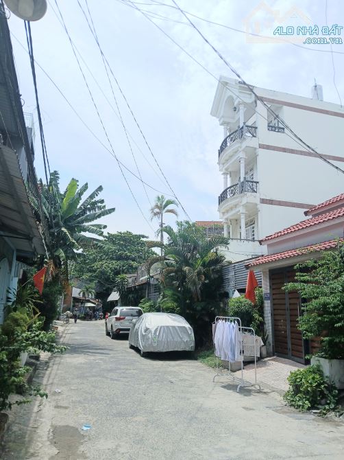 NHÀ 3 TẦNG HẼM 8M NGUYỄN ÁNH THỦ,Q.12,NGANG 4M,56M2,NGAY NGÃ 3 ĐÔNG QUAN,5,7 TỶ,(TL),