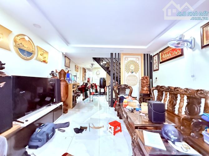 Giá tốt 6.5 tỷ NHÀ gần Làng Hoa Gò Vấp - Quang Trung;  MẶT TIỀN 4.8m 86m2 CN đủ; HÀNG HIẾM