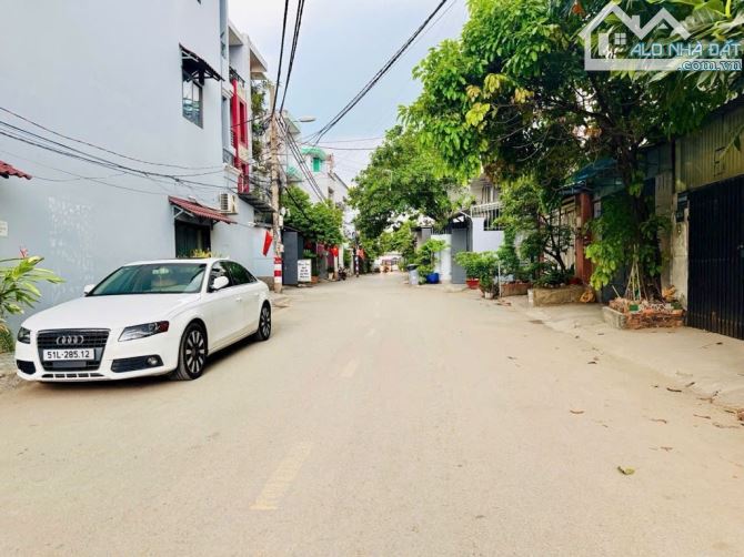 Nhà 4 tầng Phan Huy Ích Gò Vấp hẻm 10m có vỉa hè 72m2 chỉ 10.x tỷ