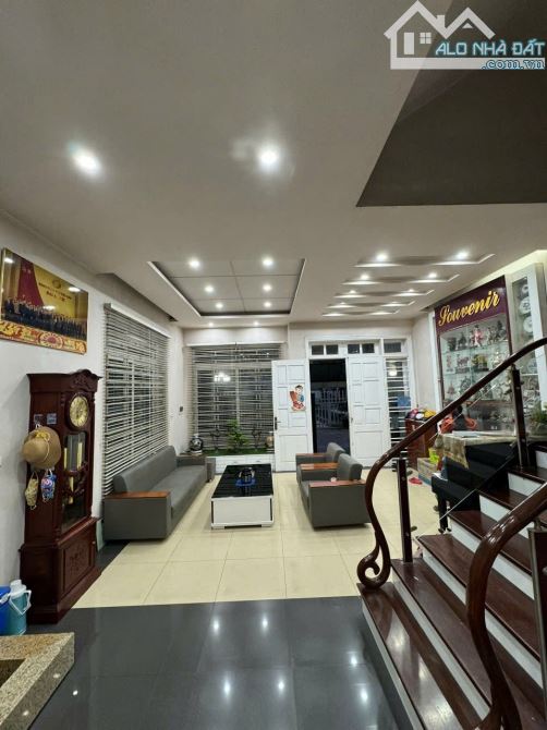 Cần Bán Căn Biệt Thự tại Khu Đô Thị Sài Đồng- Long Biên - 1