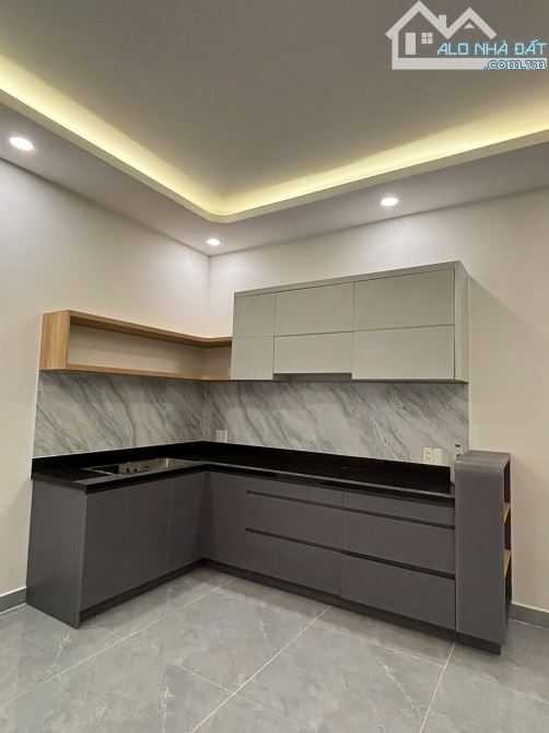 🏠 HẺM XE HƠI 7 CHỖ QUAY ĐẦU - NHÀ ĐẸP Ở NGAY - ĐÔNG THẠNH HÓC MÔN - 5,6x19,5M - 3,99 TỶ - 10