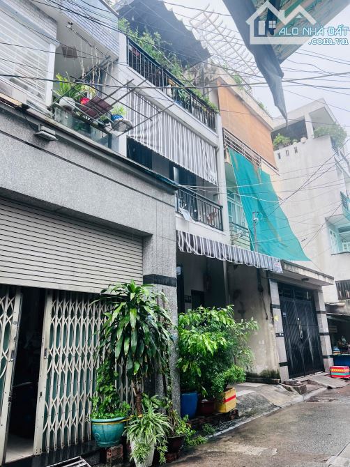 Nhà bán 3 tầng kiên cố cách đường Độc Lập 50m. hẻm xe hơi. Tân Phú, Hồ Chí Minh - 10