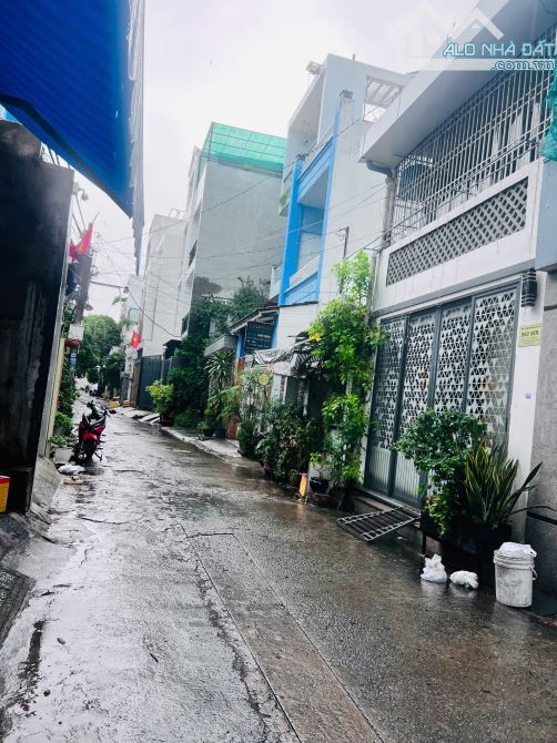 Nhà bán 3 tầng kiên cố cách đường Độc Lập 50m. hẻm xe hơi. Tân Phú, Hồ Chí Minh - 11
