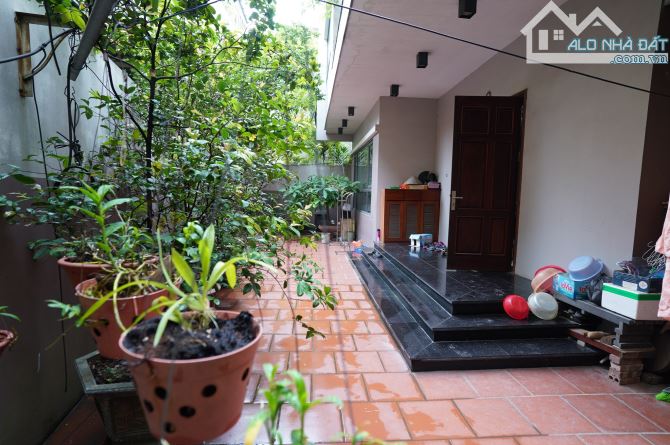 Bán biệt thự sân vườn 5 tầng ngõ 117 Xuân Đỉnh ô tô vào nhà 221m2 giá 220tr/m - 11