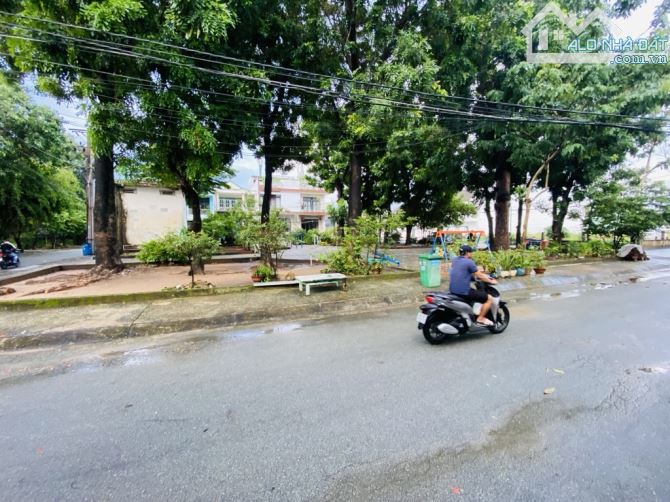 🏡 BÁN NHÀ MẶT TIỀN ĐƯỜNG 179 – 118.9m2 (5.5 x 22m) ĐỐI DIỆN CÔNG VIÊN – TÂN PHÚ, QUẬN 9 - 1