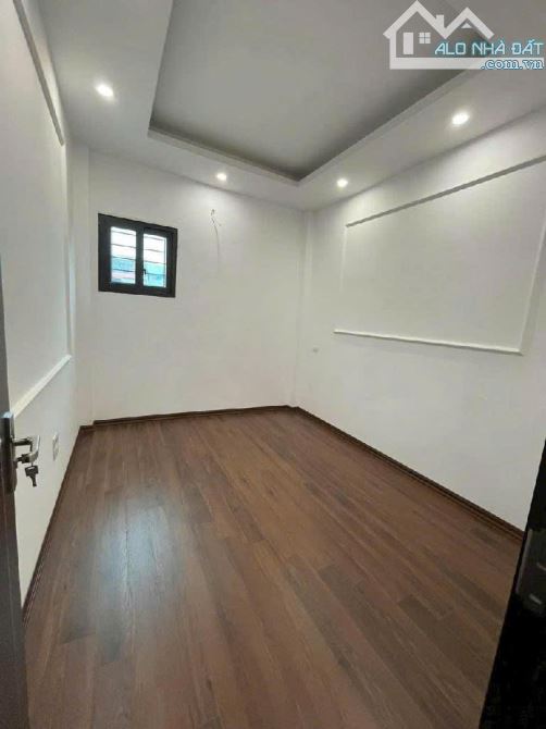 Bán nhà Hà Trì_Ngõ nông_Ô tô lùi cửa_Tiện ích ngập tràn_full nội thất xịn xò_33m2x5T_6 tỷ6 - 2