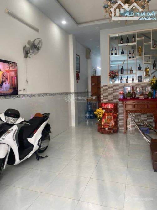 BÁN NHÀ MẶT TIỀN 4 TẦNG 5x20M - ĐƯỜNG 12M - CHỈ 8.5 TỶ (TL) - DÒNG TIỀN 16TR/THÁNG - GIÁP - 1
