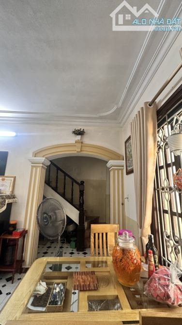 HIẾM ĐẸP! BÁN NHÀ CẦU GIẤY – LÔ GÓC 3 MẶT THOÁNG – GARA Ô TÔ – PHÂN LÔ VIP – 23 TỶ - 1