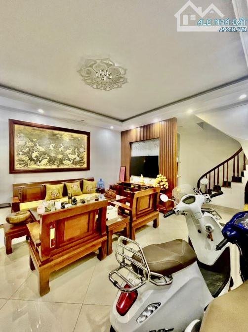 Gần Trường THPT Đoàn Kết, THCS Ngô Quyền, Chùa Quỳnh, ngõ thông, 15m ô tô tránh - 1