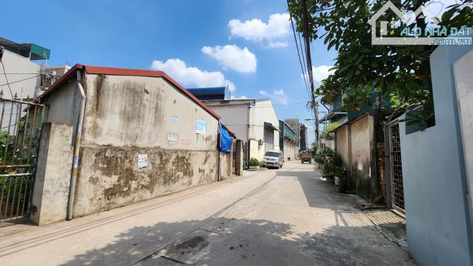 Đại Áng bán ĐẤT sẵn nhà xưởng 130m2 mt rộng  Ô tô quay đầu NHỈNH 9 tỷ - 1