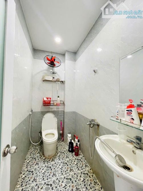 🏡 QUẬN 12 - HUỲNH THỊ HAI - XE HƠI THÔNG NGỦ TRONG NHÀ - 2 TẦNG- 4X13M - 4,35 TỶ - 1