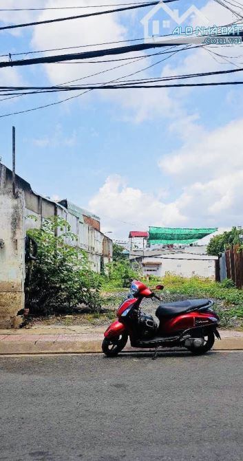 56M ĐẤT GÒ CÁT , PHÚ HỮU QUẬN 9 - ĐUỜNG 7M -NGANG 4M - NHỈNH 3 TỶ - 1
