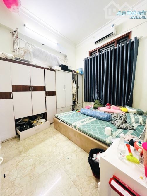 BÁN ĐẤT TẶNG NHÀ MẶT PHỐ ĐANG KINH DOANH - 130m2 - GIÁ CHÀO 265tr/1m2 - 1
