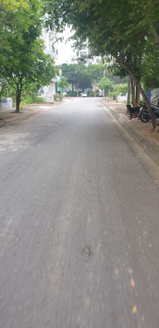 Giảm SỐC 500tr! Bán NHANH Đất TĐC Giang Biên, Việt Hưng, vỉa hè ô tô tránh, 40m, giá 9.1tỷ - 1